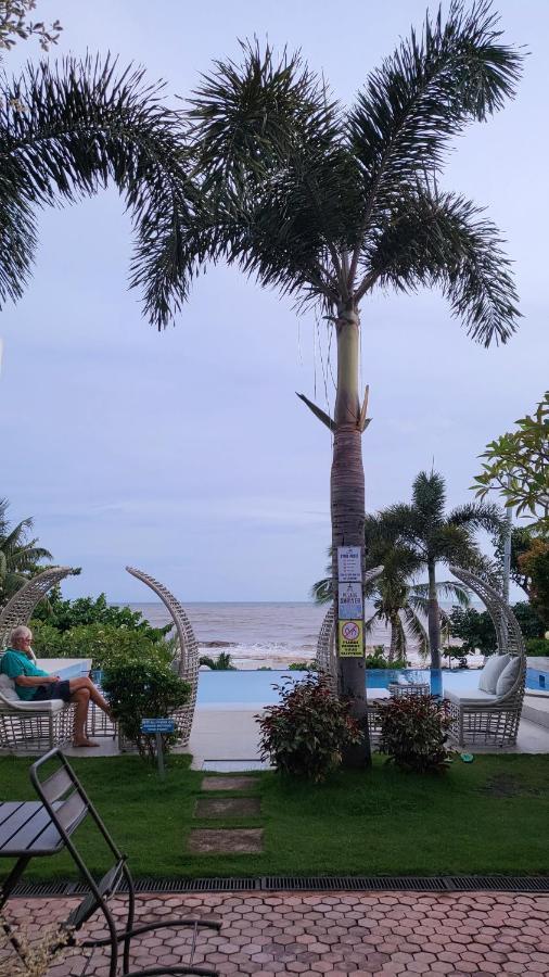A Villas Resort&Restaurant Zamboanguita  Exterior foto