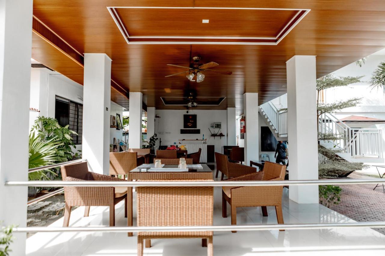 A Villas Resort&Restaurant Zamboanguita  Exterior foto